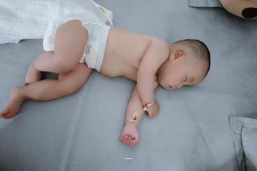 天水怀孕多久肚子会胀气